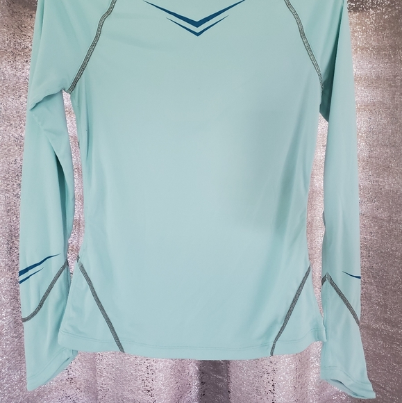 ASICS lightweight running half-zip pullover - Picture 3 of 7